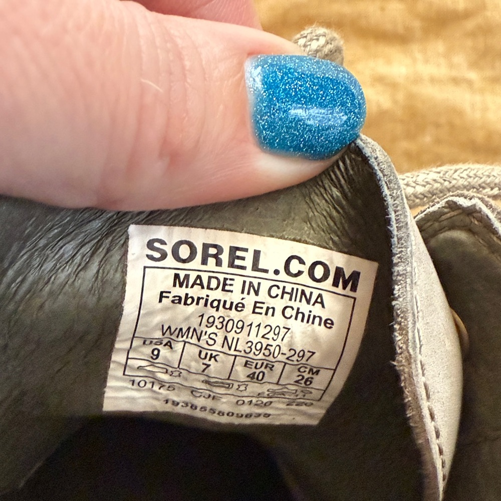 Sorel Joan Uptown Lace boots - Picture 15 of 17